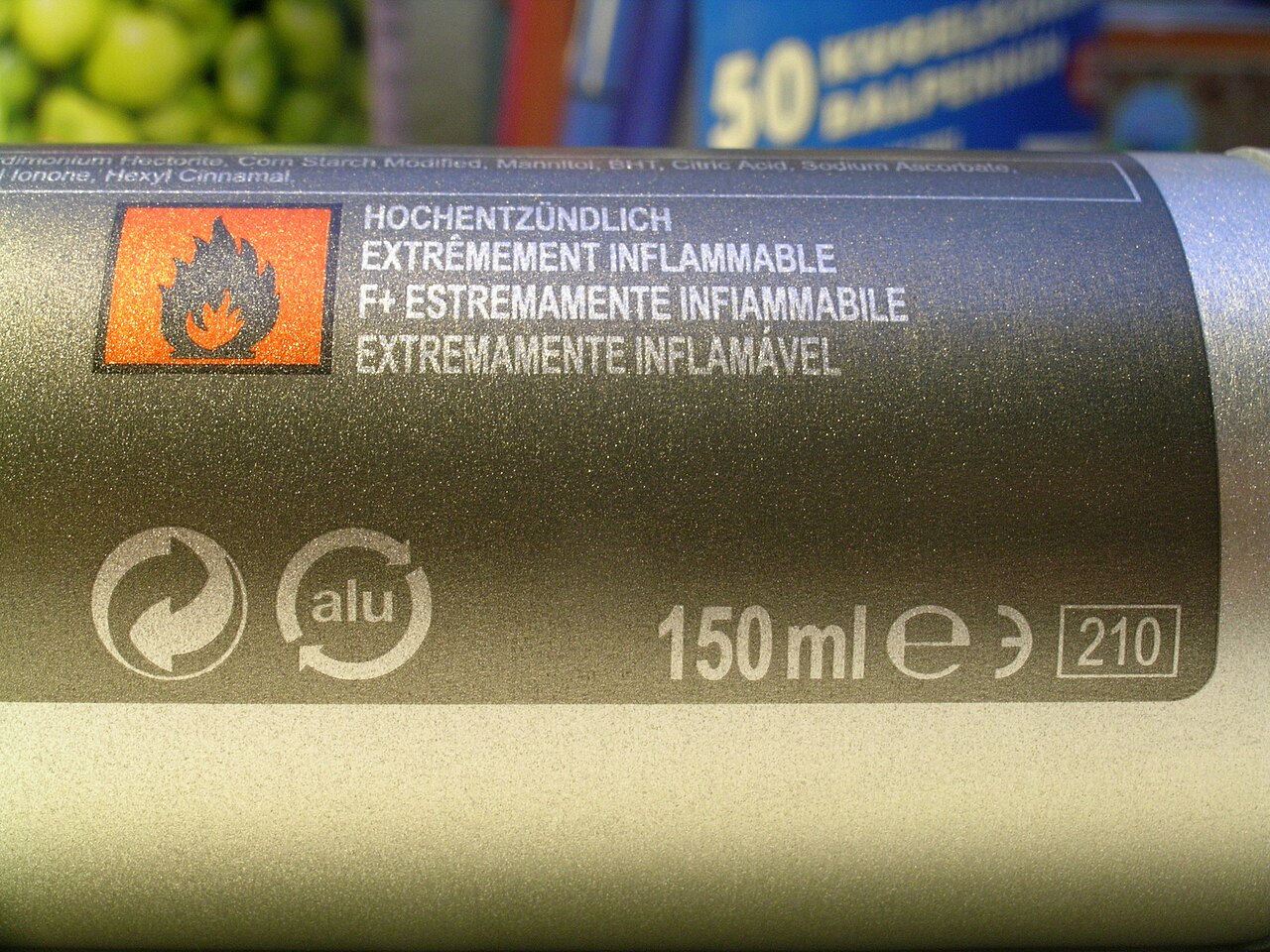 Dezodorant a antyperspirant – co znajduje się w Twoim kosmetyku?