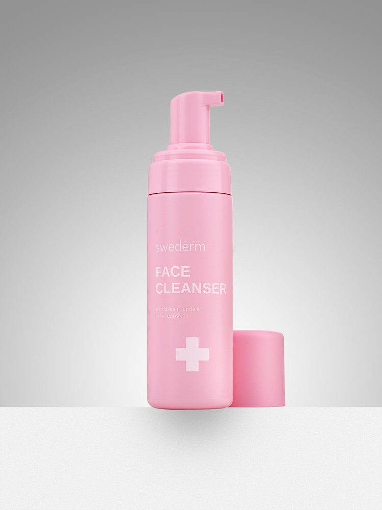 Nieznana Delikatnie oczyszczająca pianka do mycia twarzy z betainą i gliceryną - Face Cleanser — Składniki i ocena