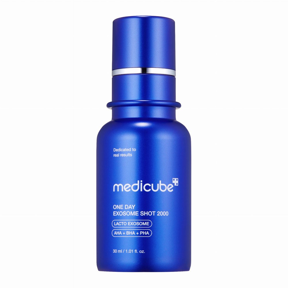 Medicube Medicube One Day Exosome Shot Pore Serum 2000 - Rewitalizujące serum z mikroigłami 30ml